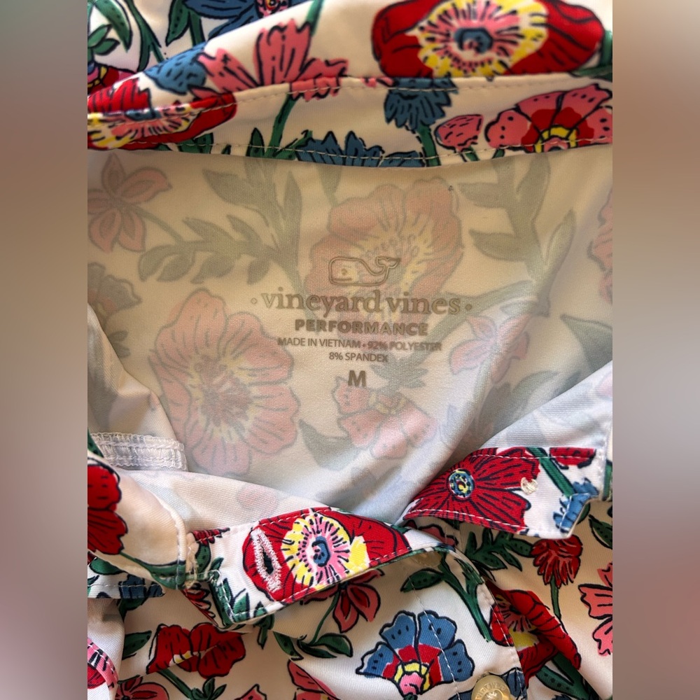 Vineyard Vines Floral Print Sleeveless Performance Top - Picture 5 of 5